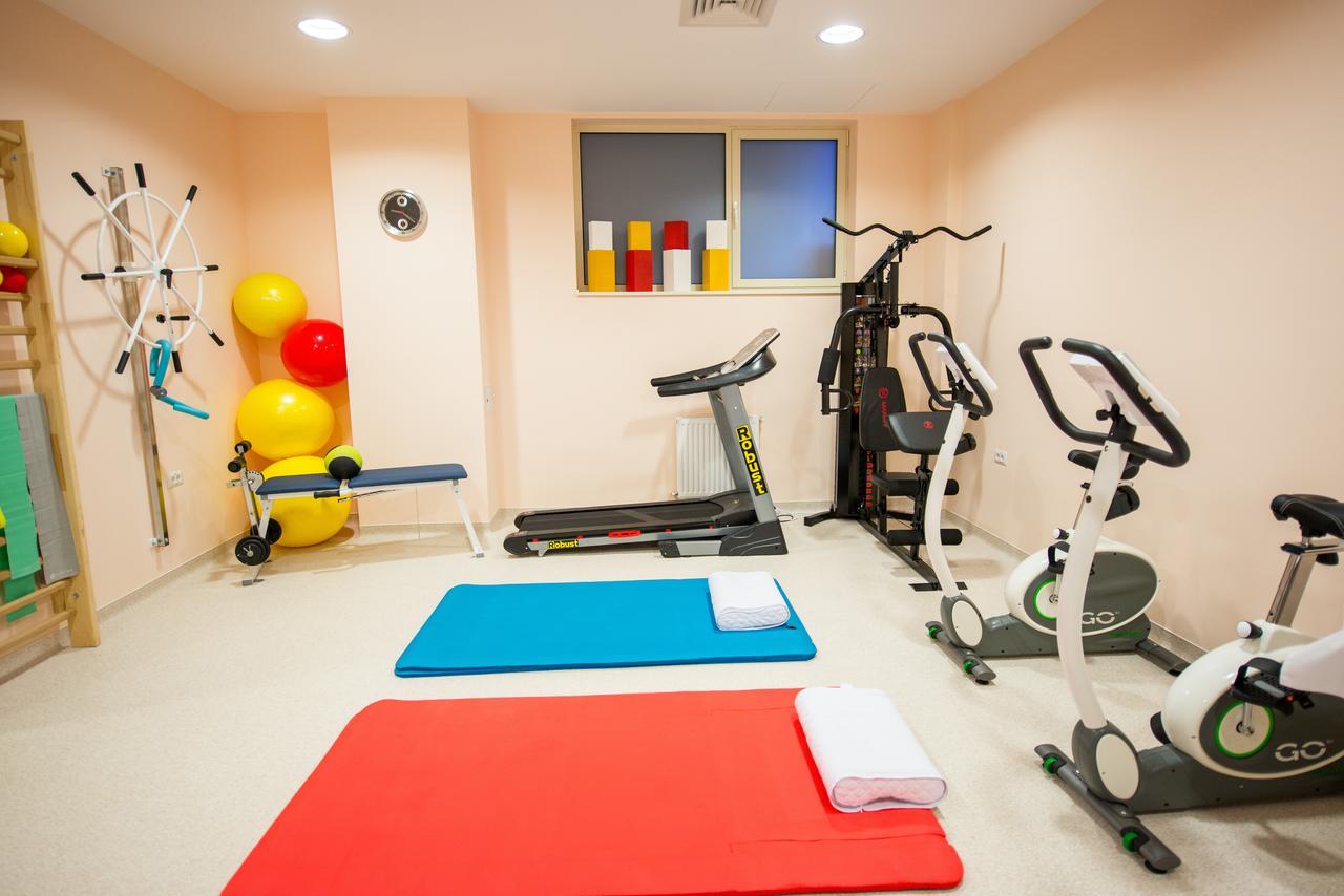 Hotel Tts**** Spa&Wellness Covasna Exterior photo