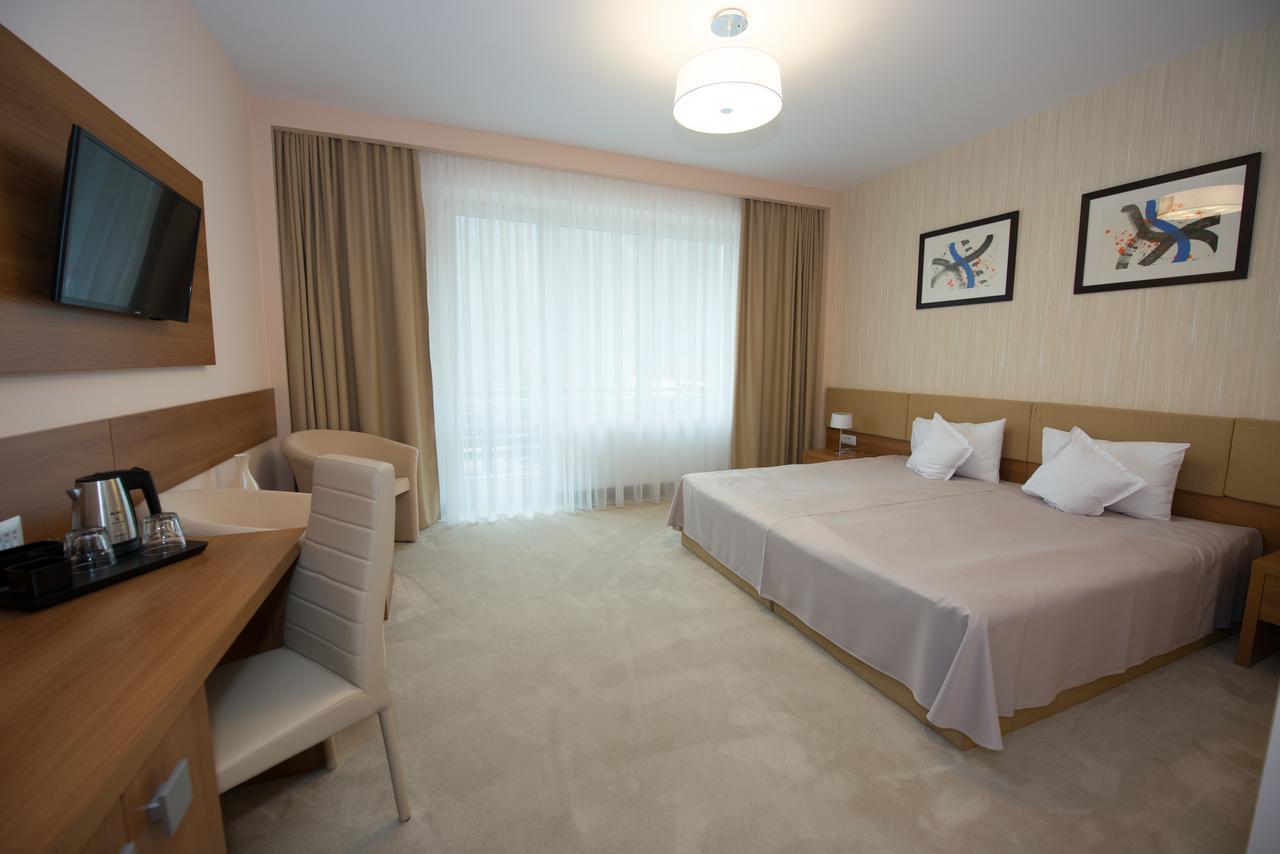 Hotel Tts**** Spa&Wellness Covasna Exterior photo