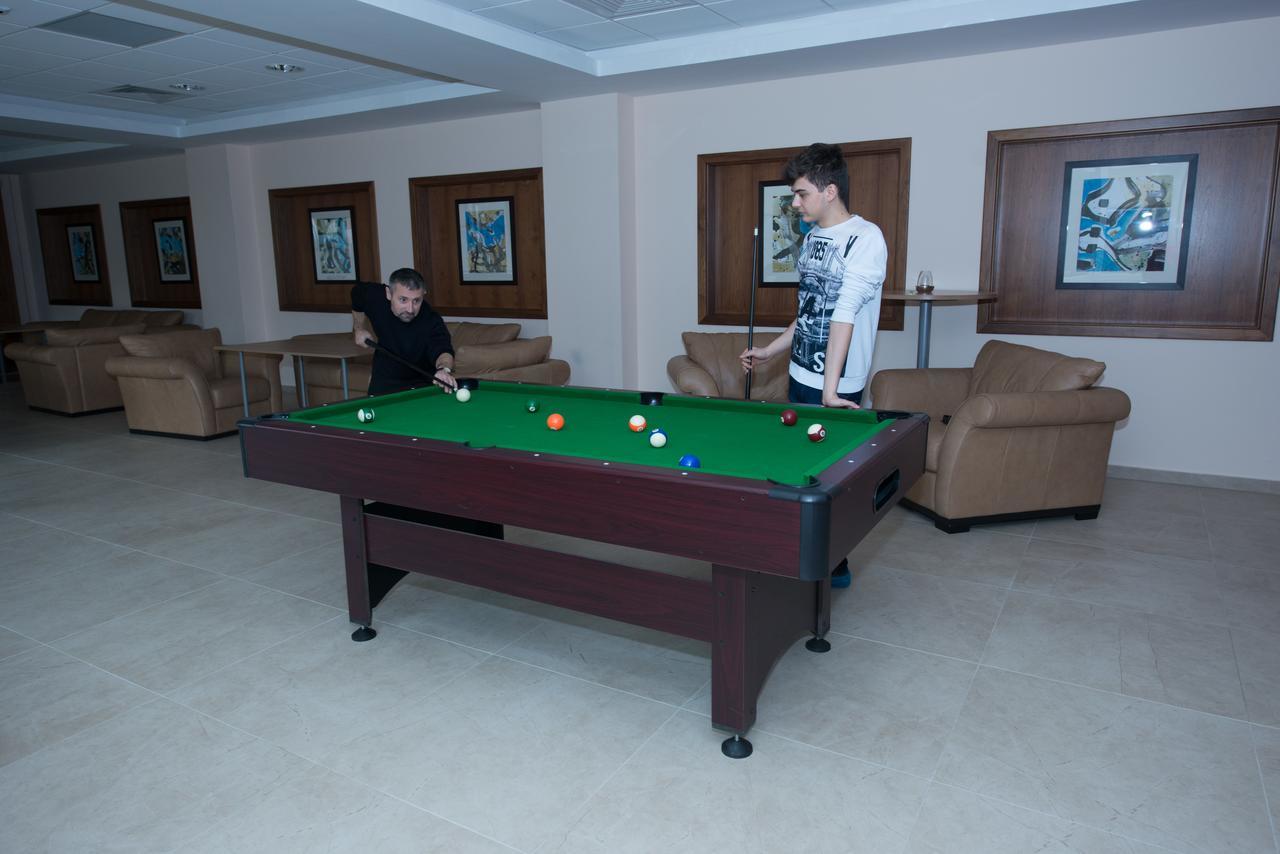 Hotel Tts**** Spa&Wellness Covasna Exterior photo