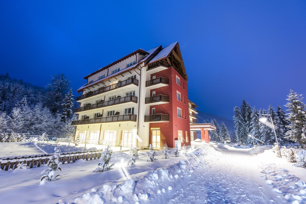 Hotel Tts**** Spa&Wellness Covasna Exterior photo
