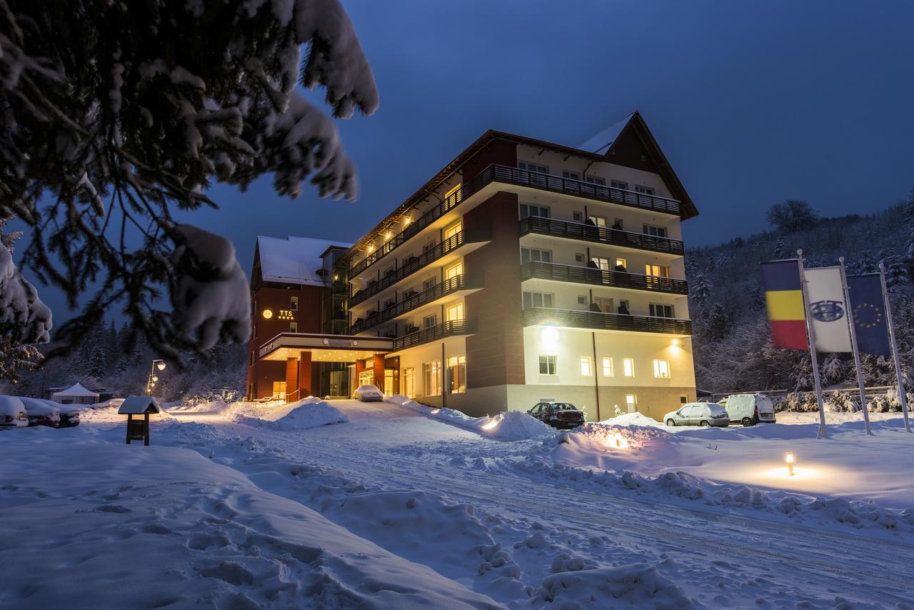 Hotel Tts**** Spa&Wellness Covasna Exterior photo