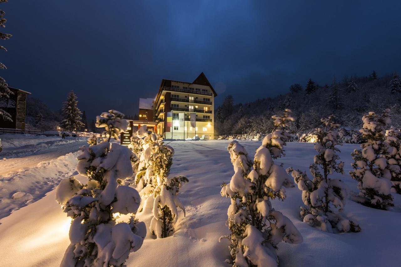Hotel Tts**** Spa&Wellness Covasna Exterior photo